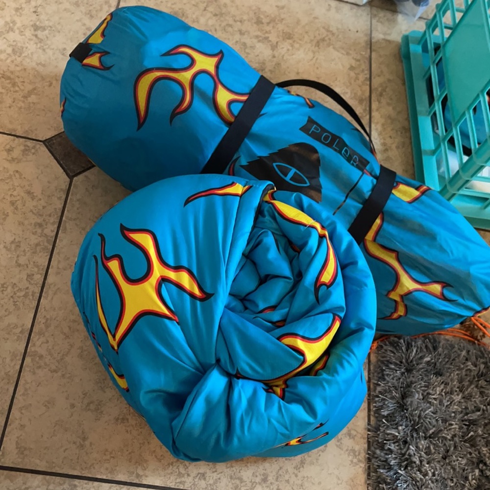 Tent & sleeping bag